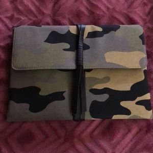 Stella and Dot Envelope Clutch